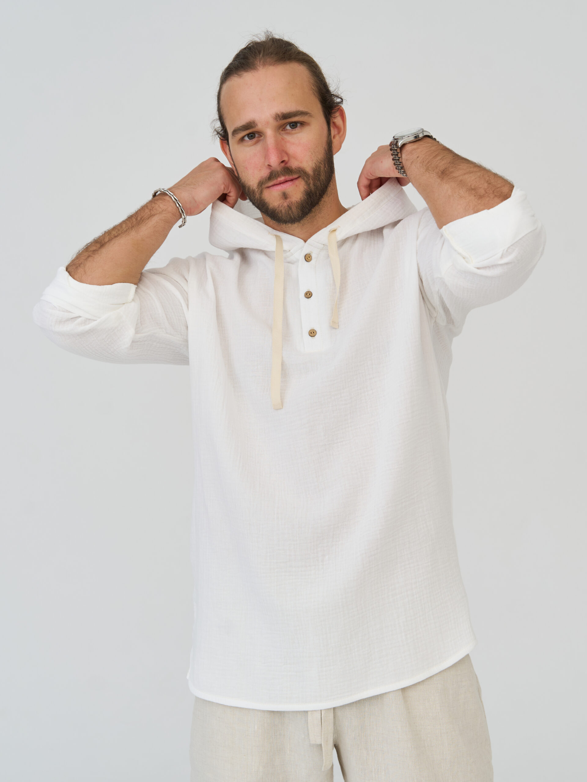 Рубашка с капюшоном из муслина — изображение 6